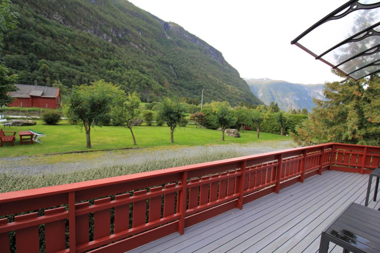 Skahjem Gard Apartment Aurland Exterior photo