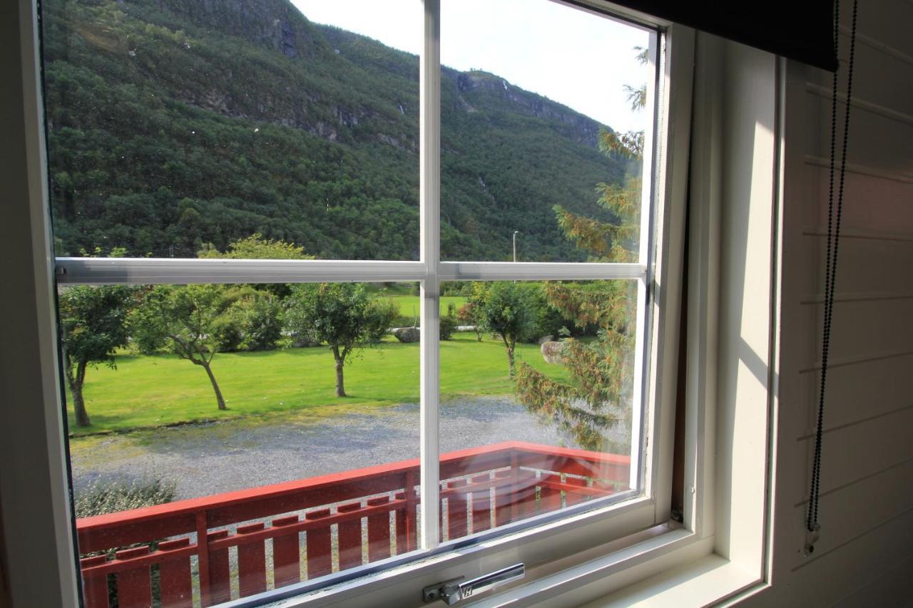 Skahjem Gard Apartment Aurland Exterior photo