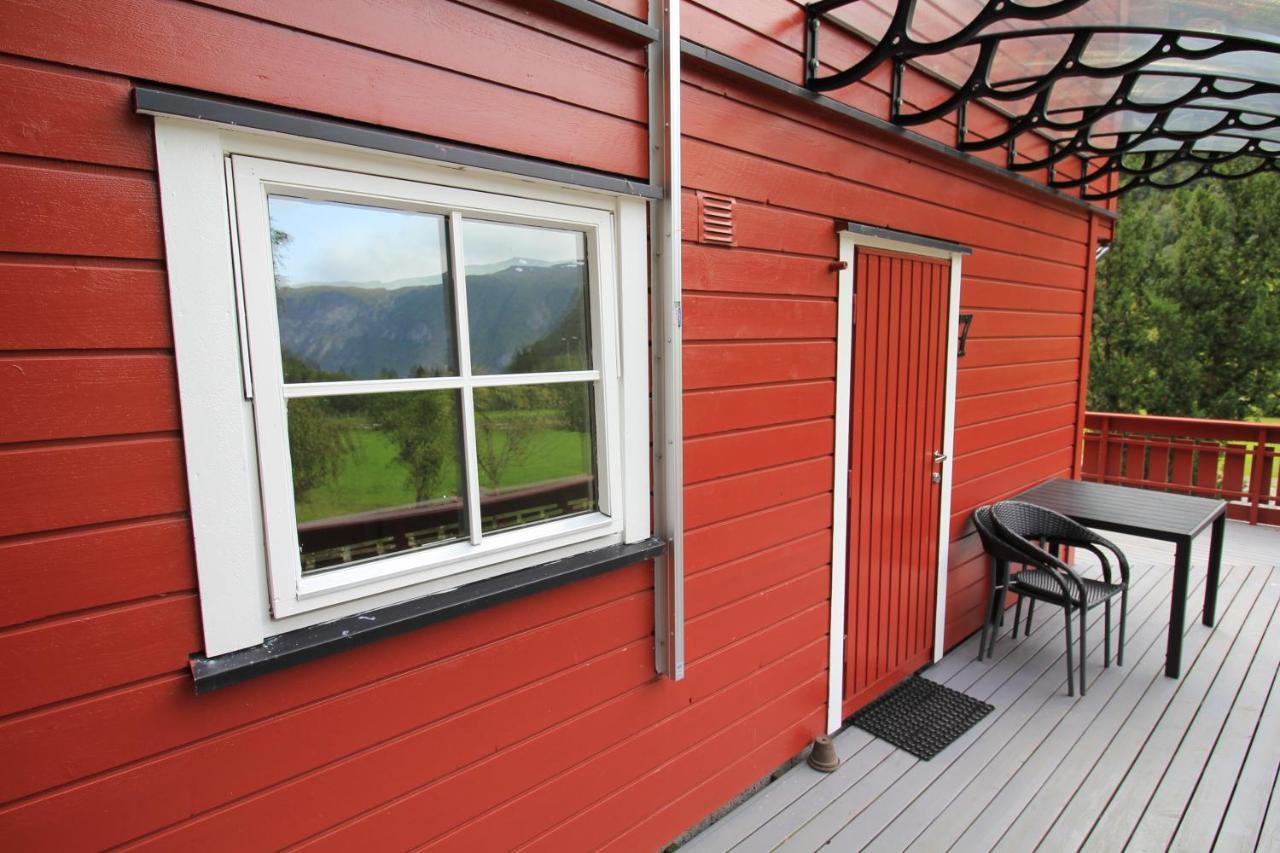 Skahjem Gard Apartment Aurland Exterior photo